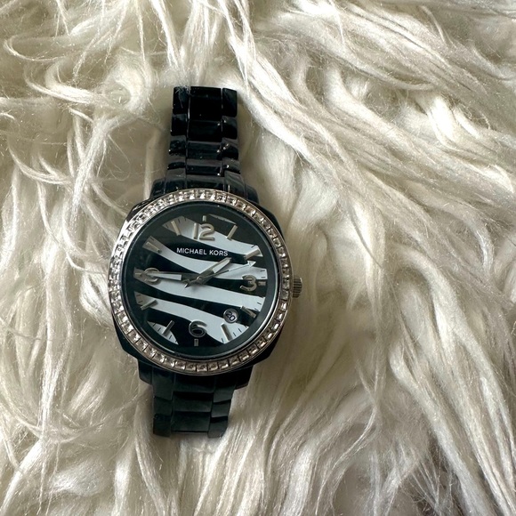 Michael Kors watch - Picture 2 of 2